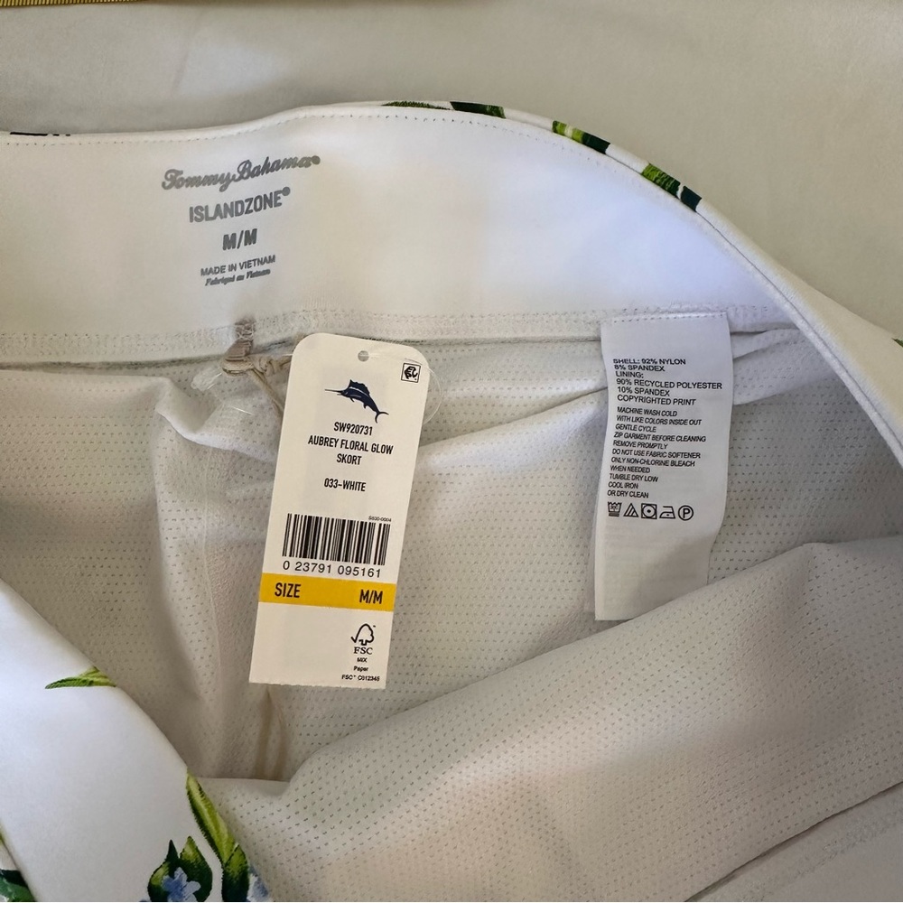 NEW Tommy Bahama Floral Mini Skirt Skort in White, Green and Blue. Medium. Golf - Picture 6 of 12